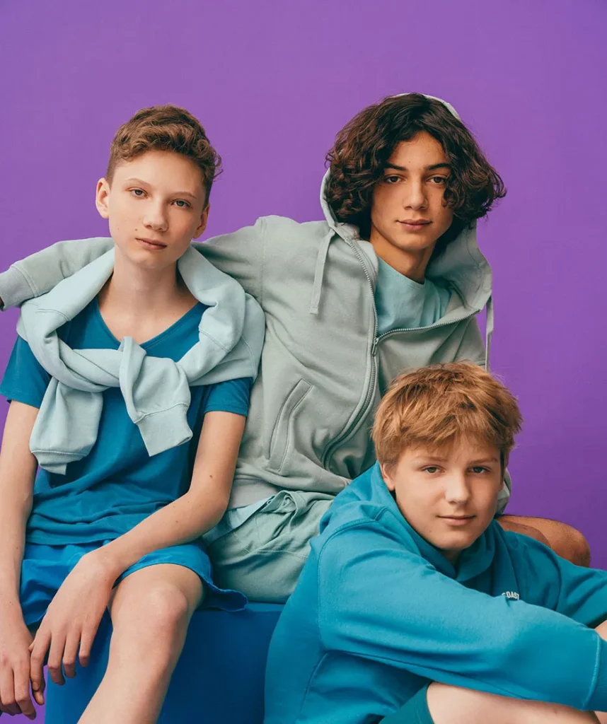 6576e7704a78794e1622edc0_small-1