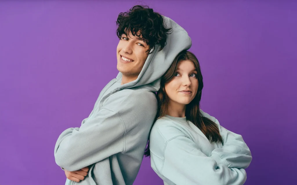 6576e7704a78794e1622ee2e_lo-wiecej