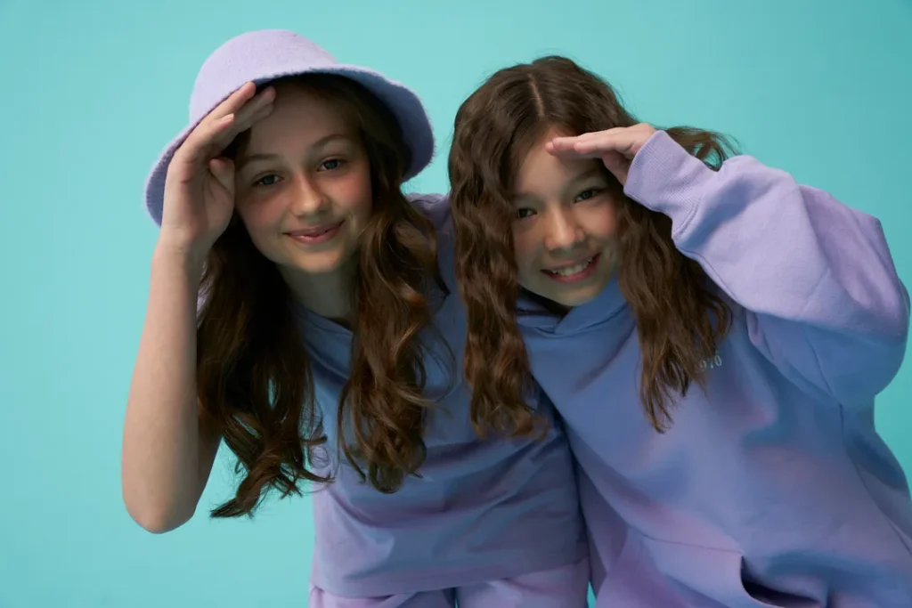 6576e7704a78794e1622ed80_EmptyName 908